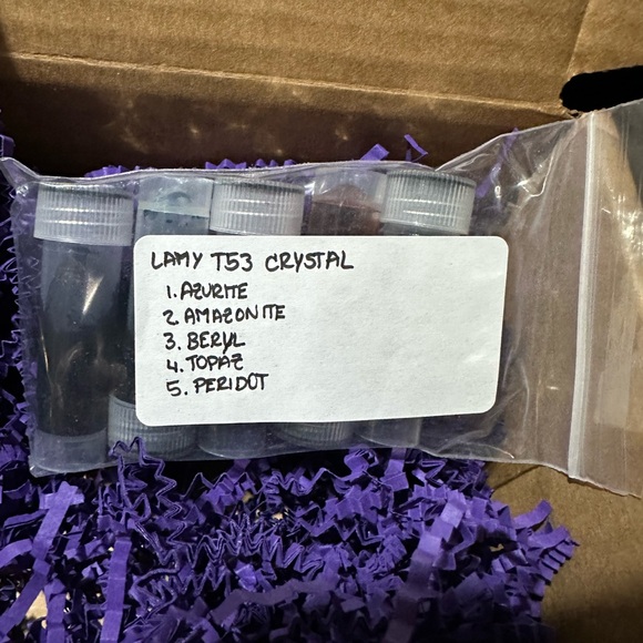 Kakuno Fountain Pen by Pilot. New Has Never Been Opened. Comes with 5 LAMY Inks - Picture 5 of 6